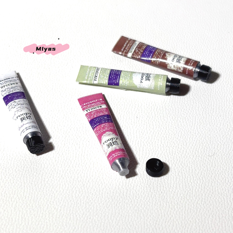 2Pcs Miniature Dollhouse Hand  - Makeup Beauty House 리뷰 및 가격