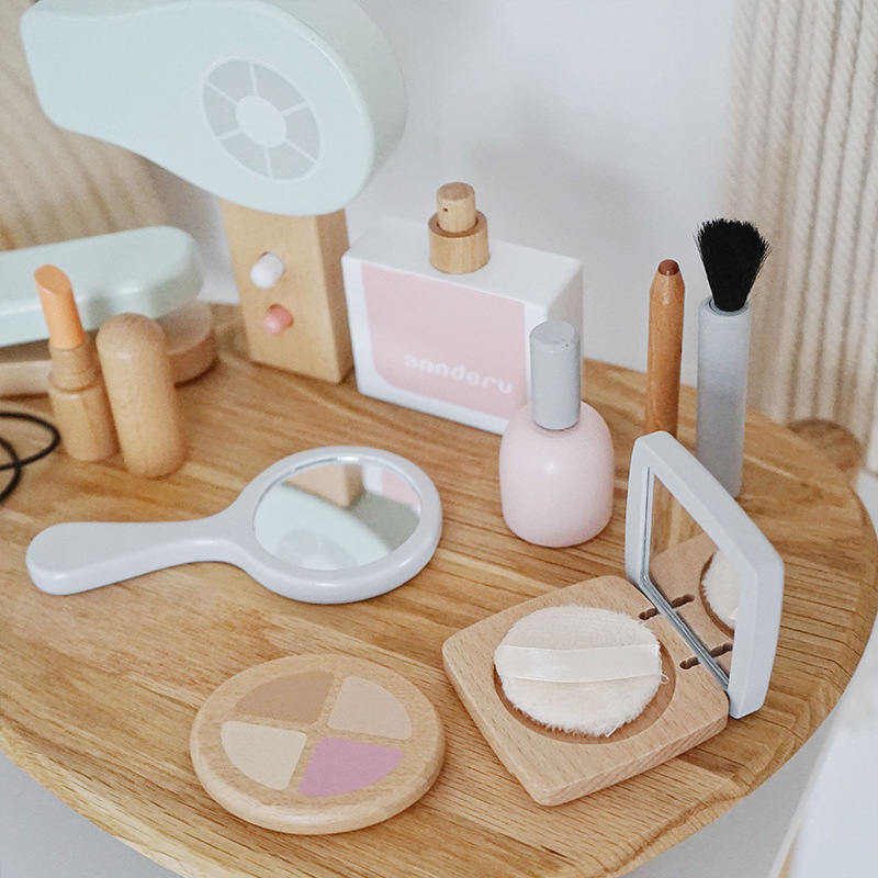 New Children Wooden Simulation - Beauty Makeup Games 리뷰 및 가격
